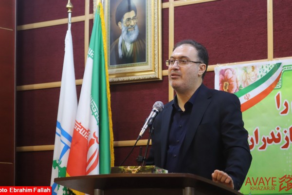 جلسه صمیمی مدیرعامل چوب و کاغذ مازندران باخبرنگاران