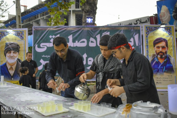 ایستگاه صلواتی بسیجیان تکیه محمدیه ساری در عاشورا